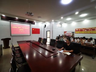 物電學院副院長孫現科在我院講授...